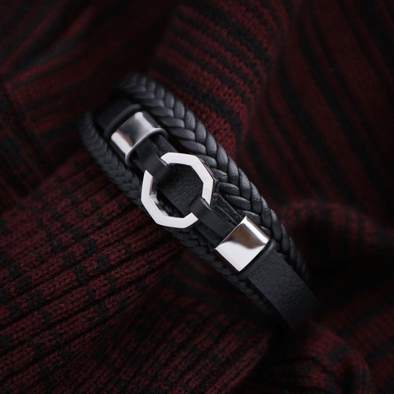 Bolt Figured 316L Stainless Steel and Genuine Multi-Layer Leather Bracelet Bolt Figured 316L Stainless Steel and Genuine Multi-Layer Leather Bracelet