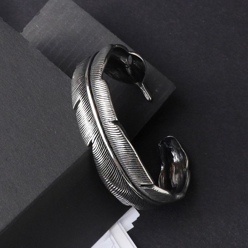 سوار رجالي ستيل بتصميم ريشة - Gets Cuff سوار رجالي ستيل بتصميم ريشة - Gets Cuff