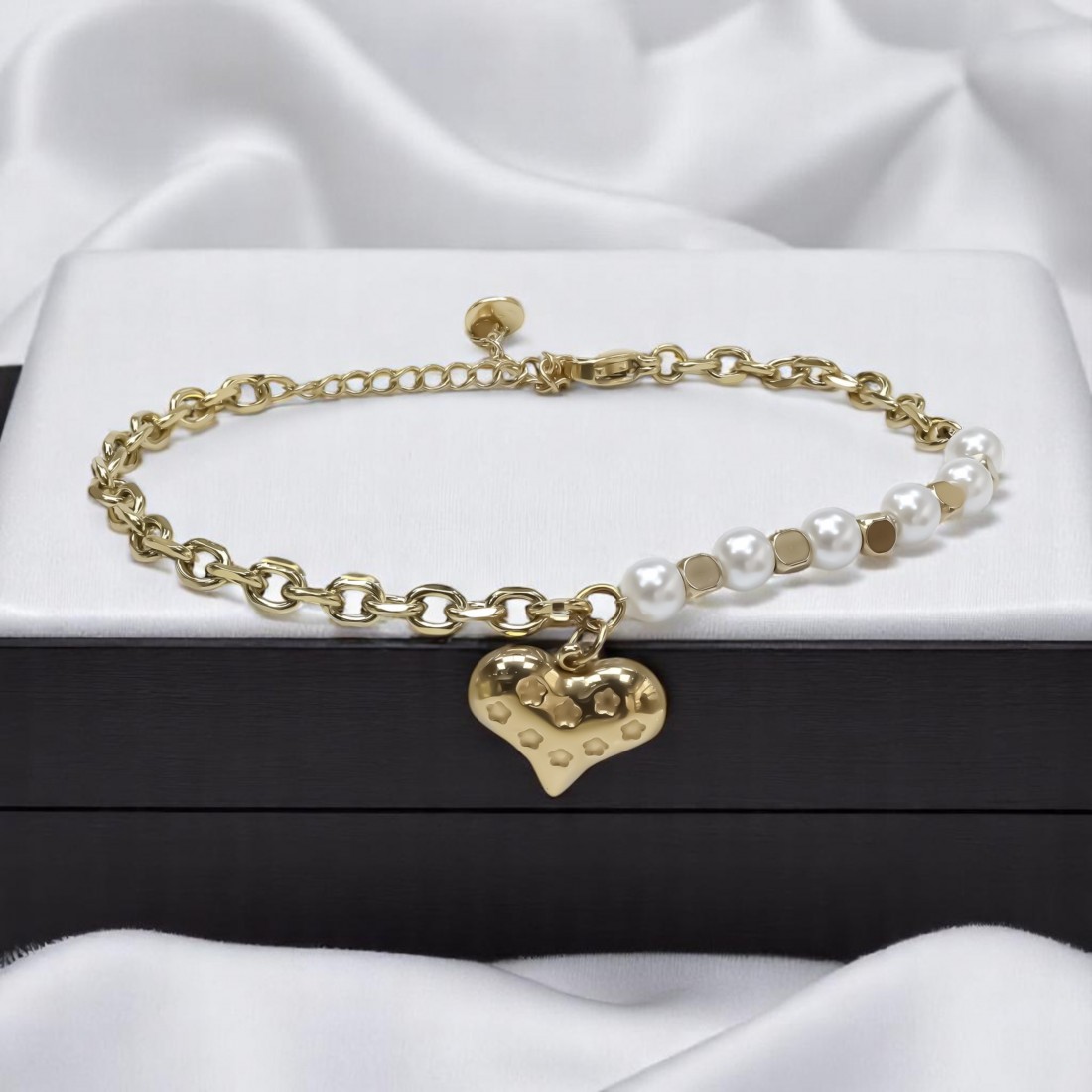 Kalp İncisi Kadın Çelik Bileklik