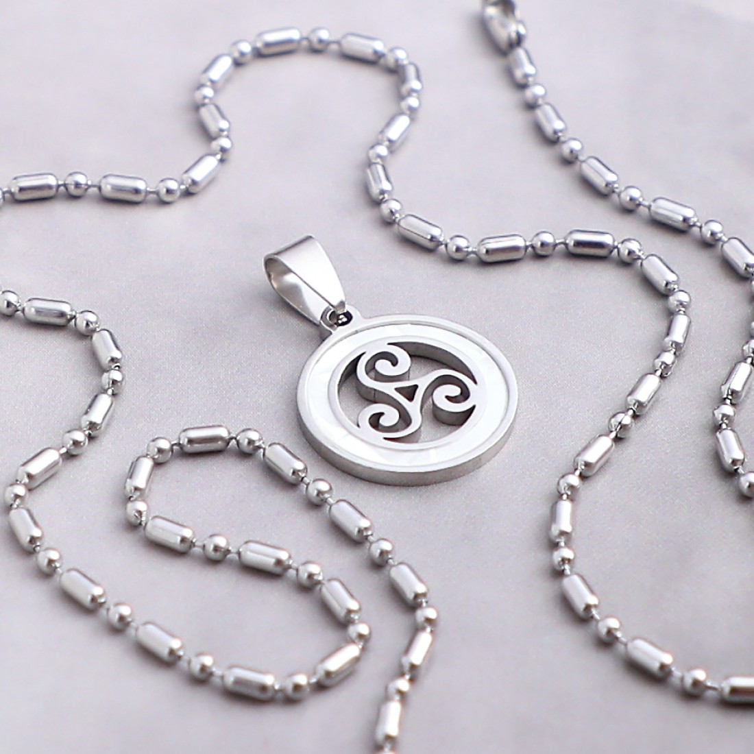 Toptan Figürlü Çelik Kolye Ucu Fiyatları