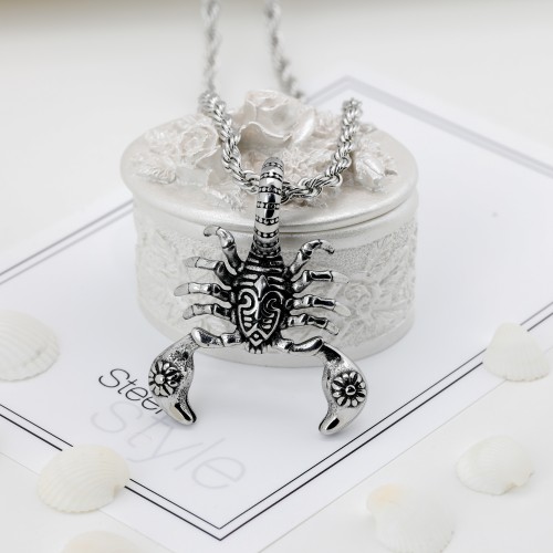 Akrep Çelik Kolye Ucu