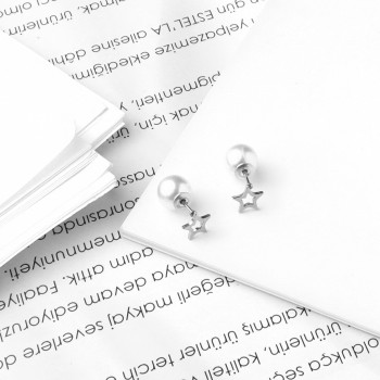 Earring Piercing 7543