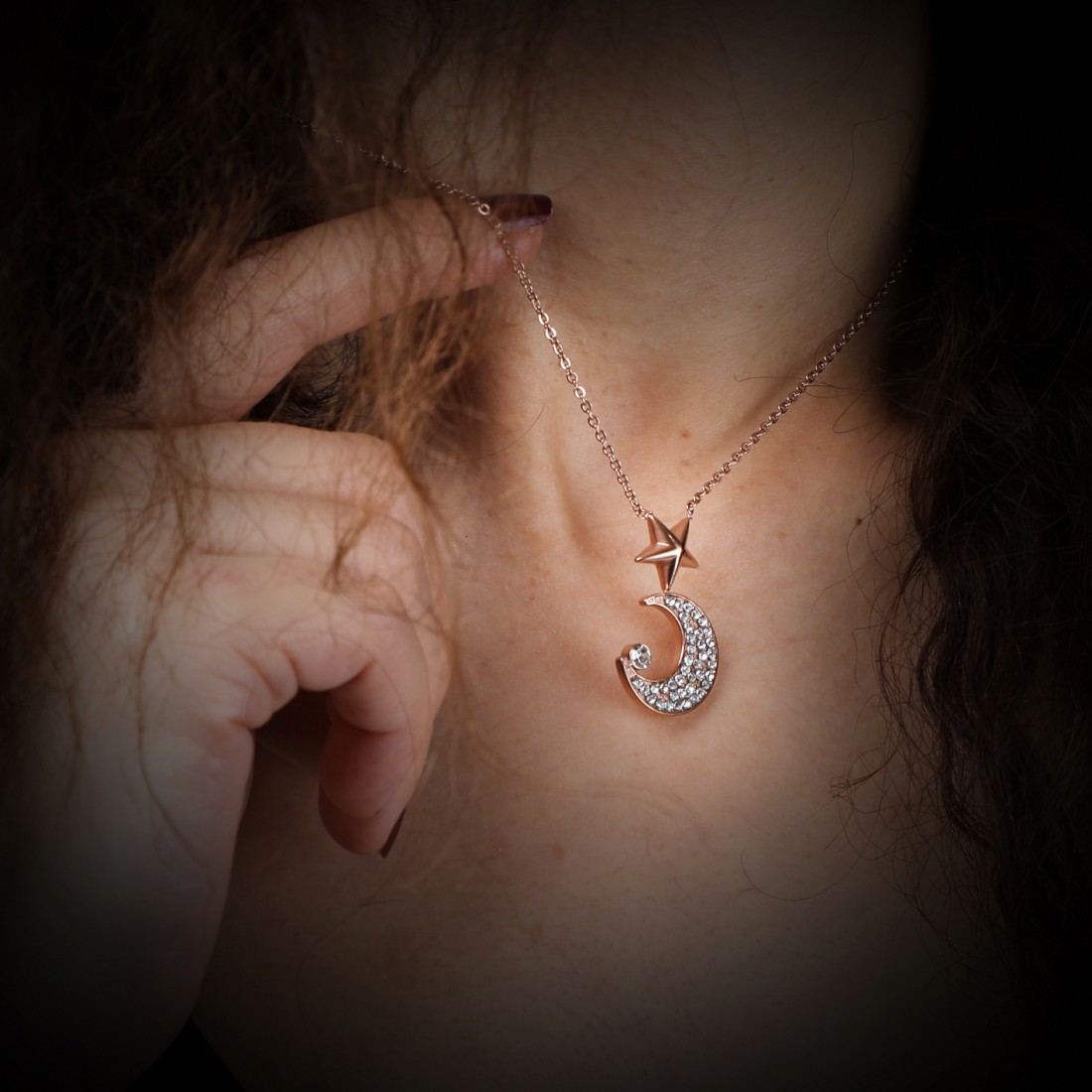 Toptan Ay Yıldız Bayan Çelik Kolye Fiyatları