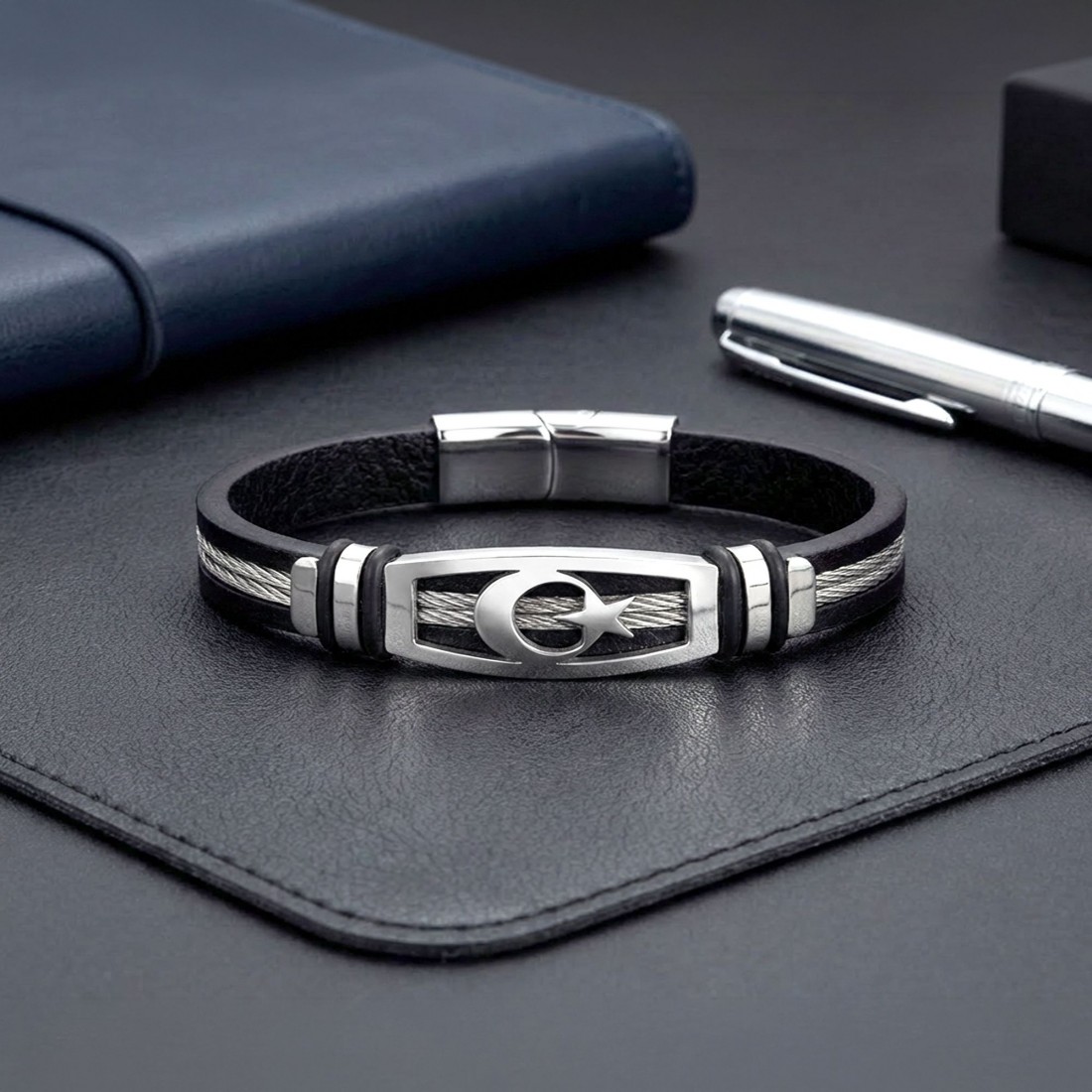 Ay Yıldız Deri Kordonlu Çelik Halatlı Erkek Bileklik