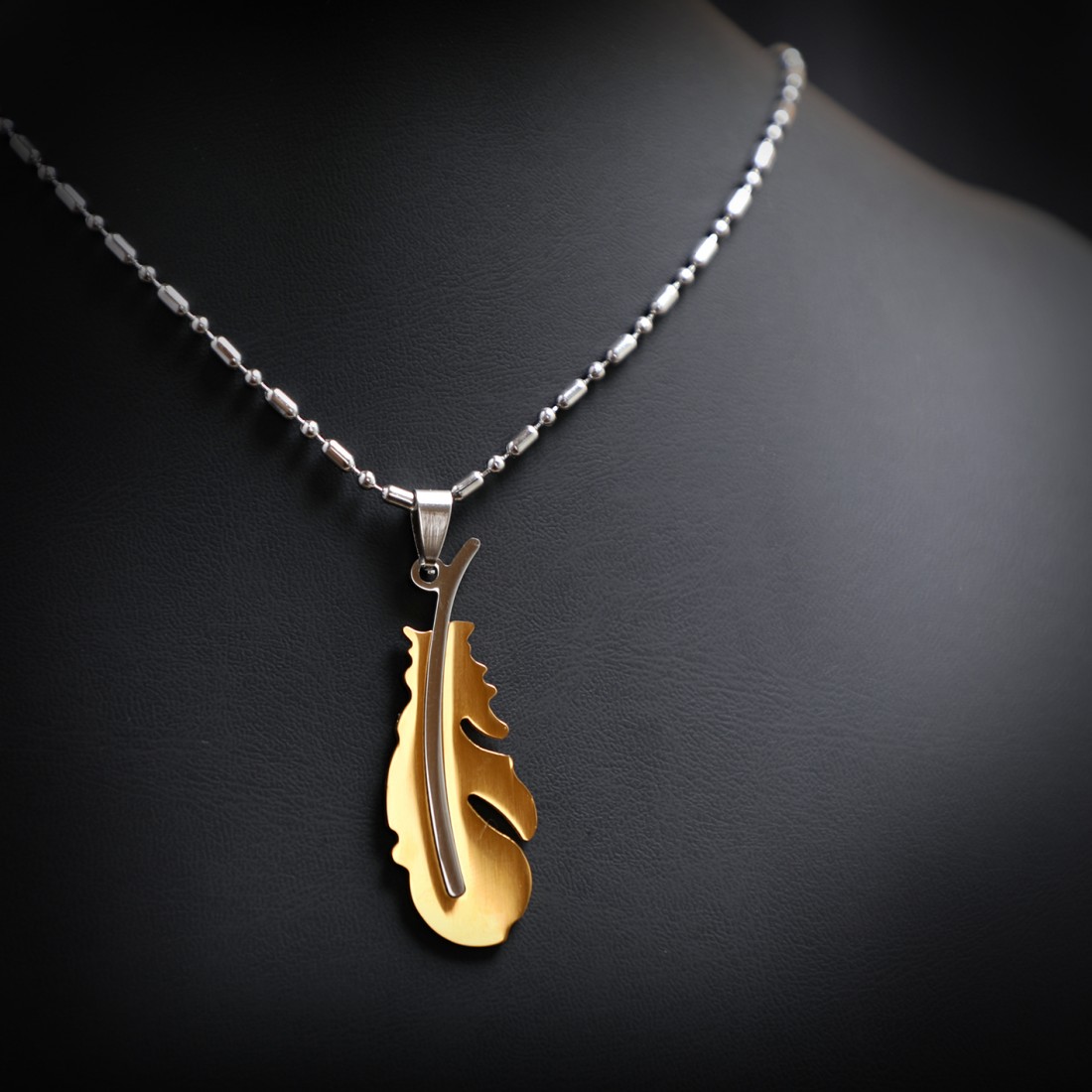 Toptan Bayan Çelik Kolye Fiyatları