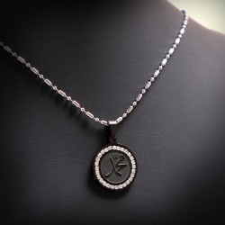 قلادة نسائية من الصلب 221