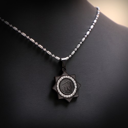 قلادة نسائية من الصلب 224