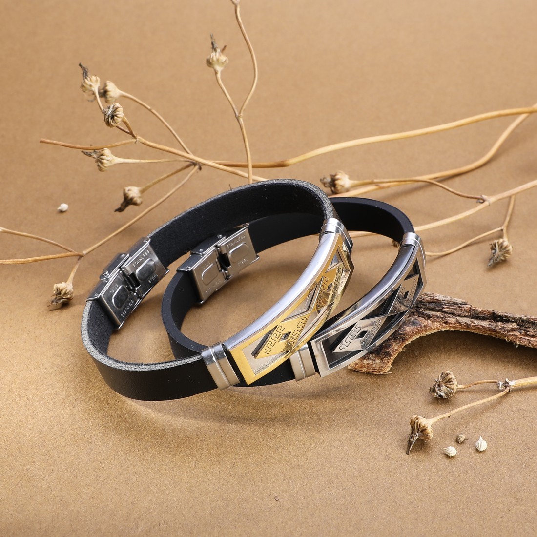 Toptan Çelik Bileklik Modeli Fiyatları