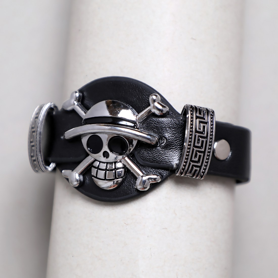 Toptan D. Luffy Anime Deri Bileklik Fiyatları