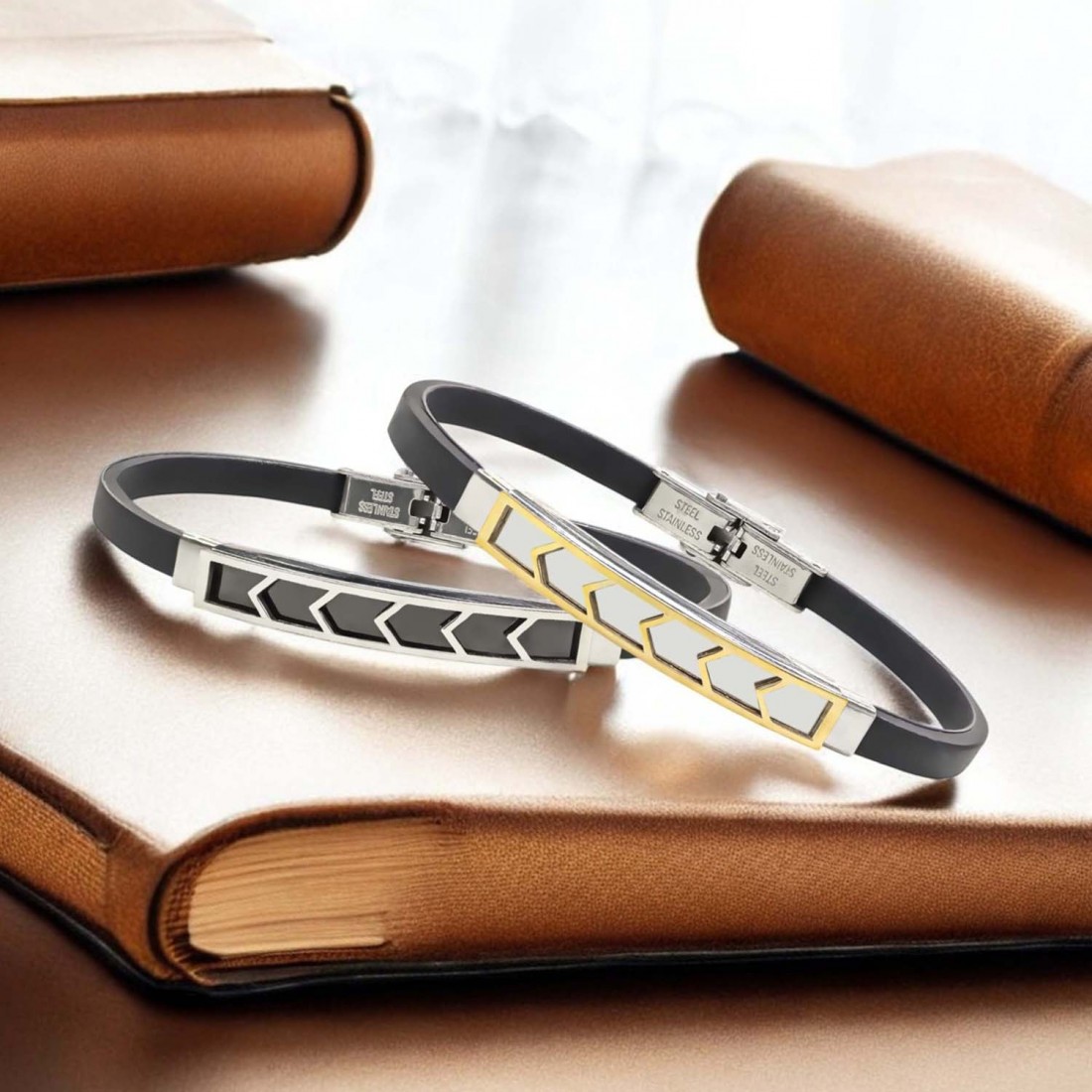 Desenli Çelik Bileklik