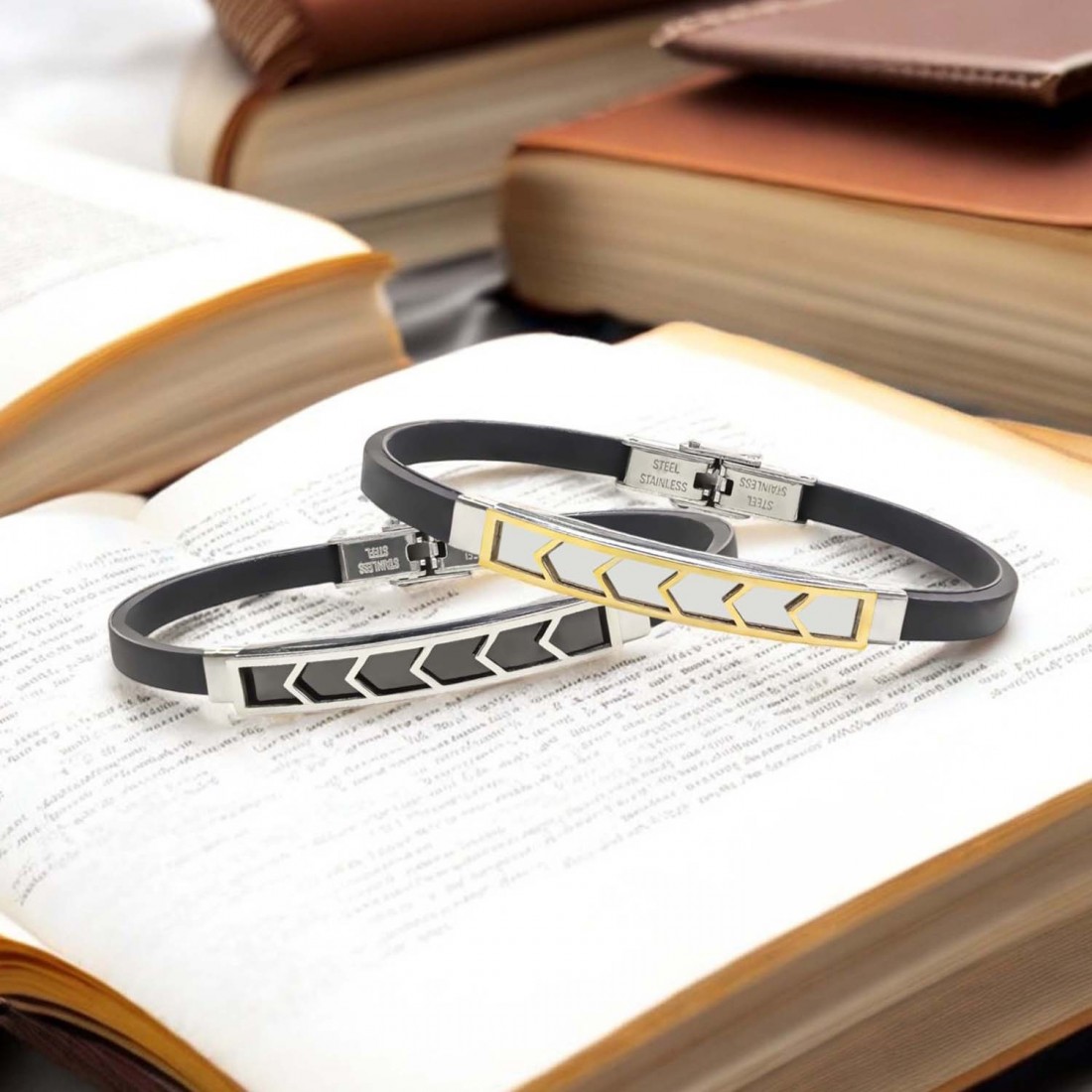 Desenli Çelik Bileklik