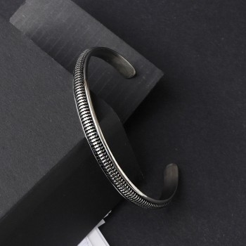 Desenli Cuf Çelik Bileklik