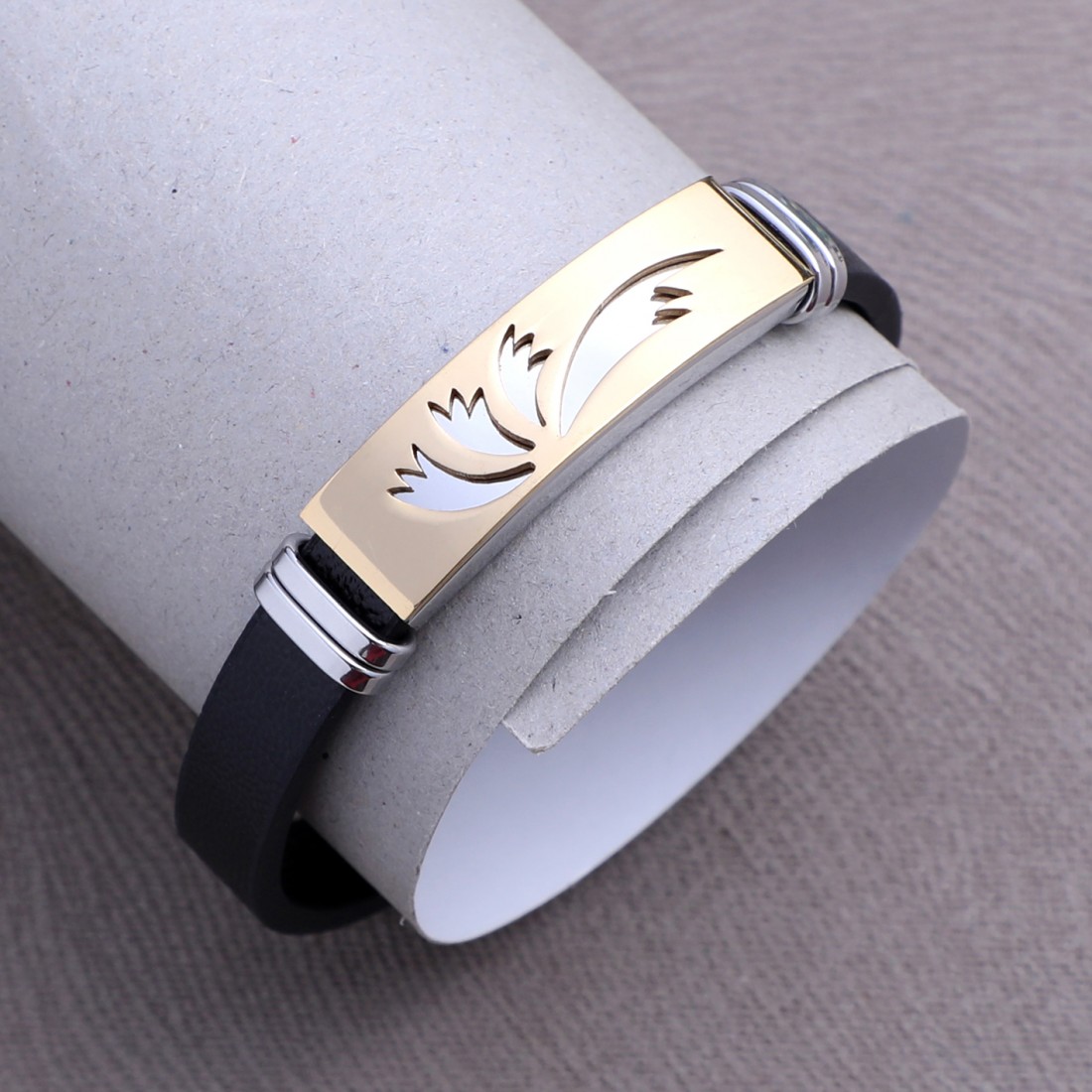 Toptan Desenli Kordonlu Çelik Bileklik Fiyatları