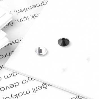 Earring Piercing 9418