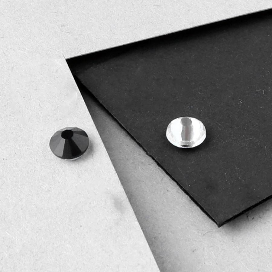 Elmas Kesim Manyetik Küpe