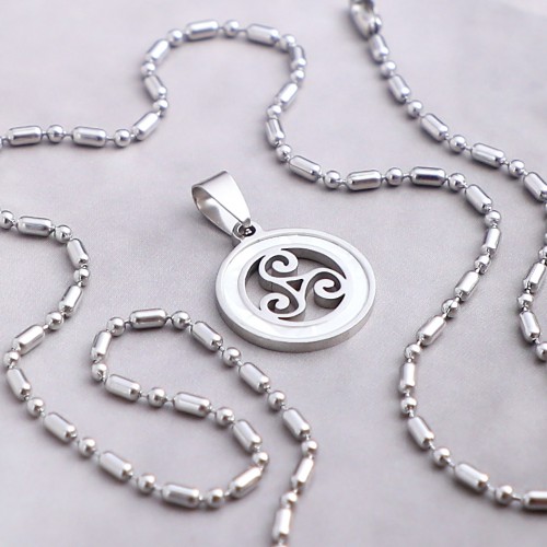 نماذج قلادة الصلب 4891