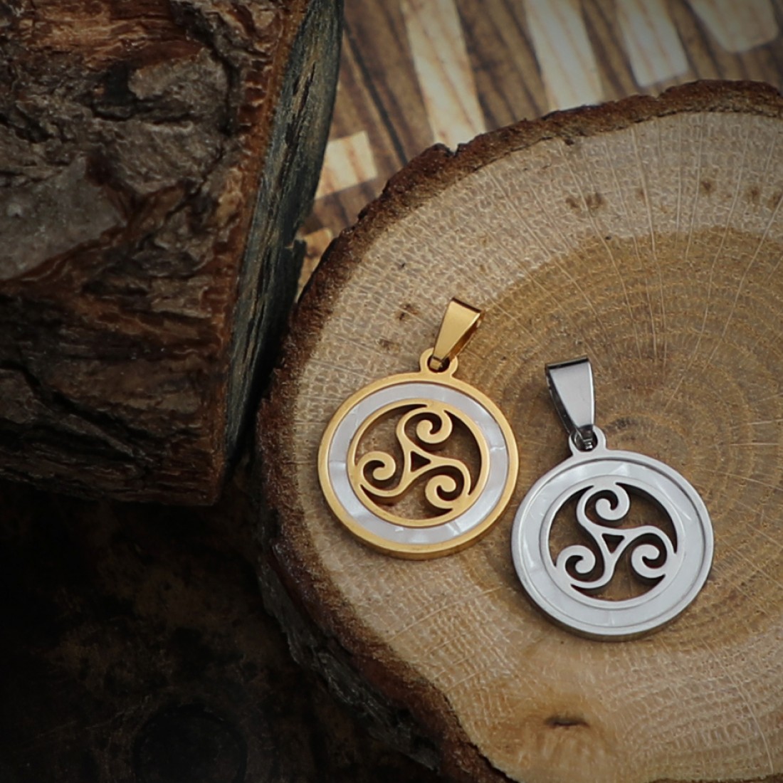 Toptan Figürlü Çelik Kolye Ucu Fiyatları