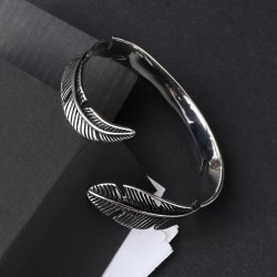 سوار كامل من الفولاذ 7658