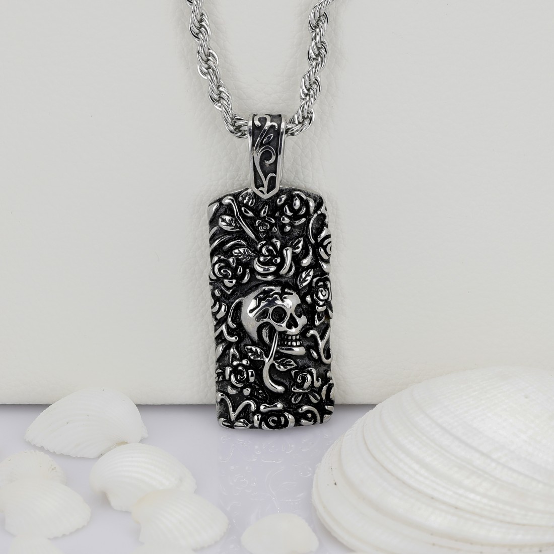 Toptan Güllü Kuru Kafa Çelik Kolye Ucu Fiyatları