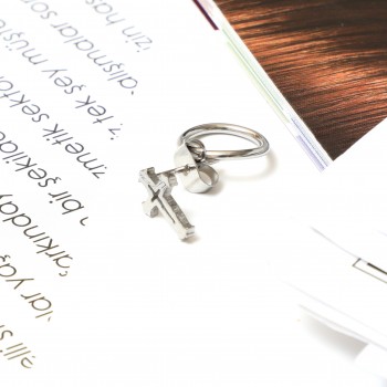 Earring Piercing 7566