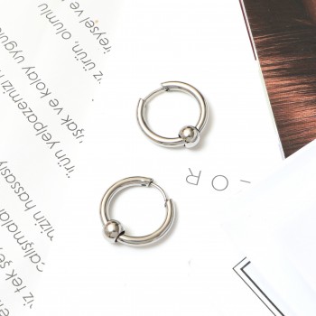 Earring Piercing 7491