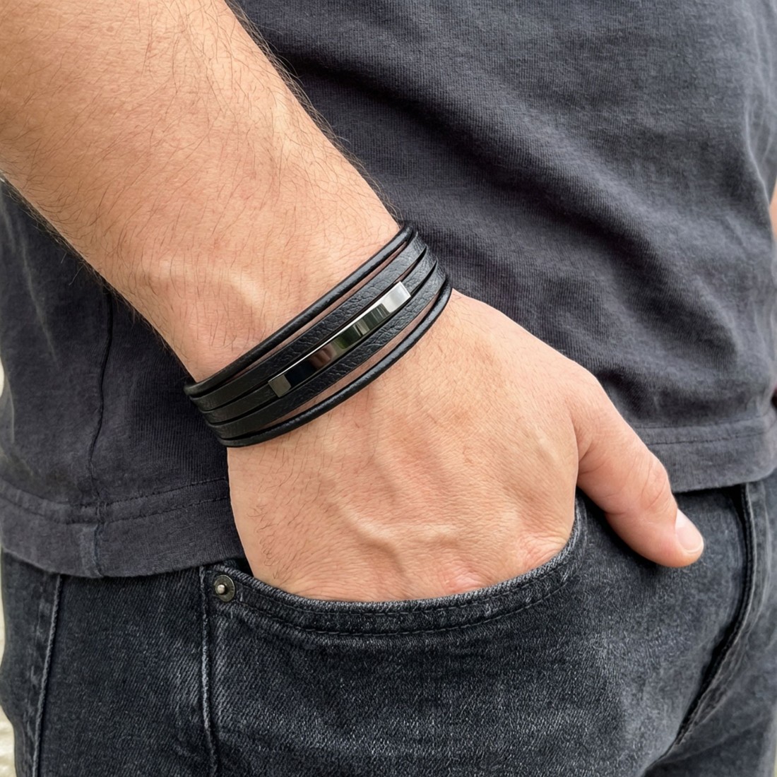 İsim Yazılabilir Siyah Titanyum Plakalı Çoklu Siyah Deri Erkek Bileklik