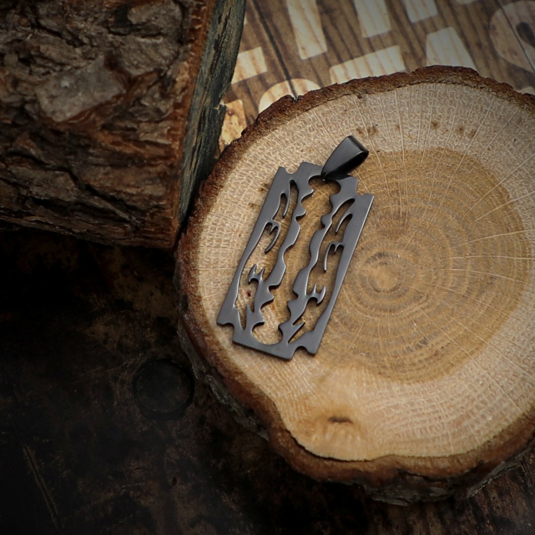 Toptan Jilet Desenli Çelik Kolye Ucu Fiyatları