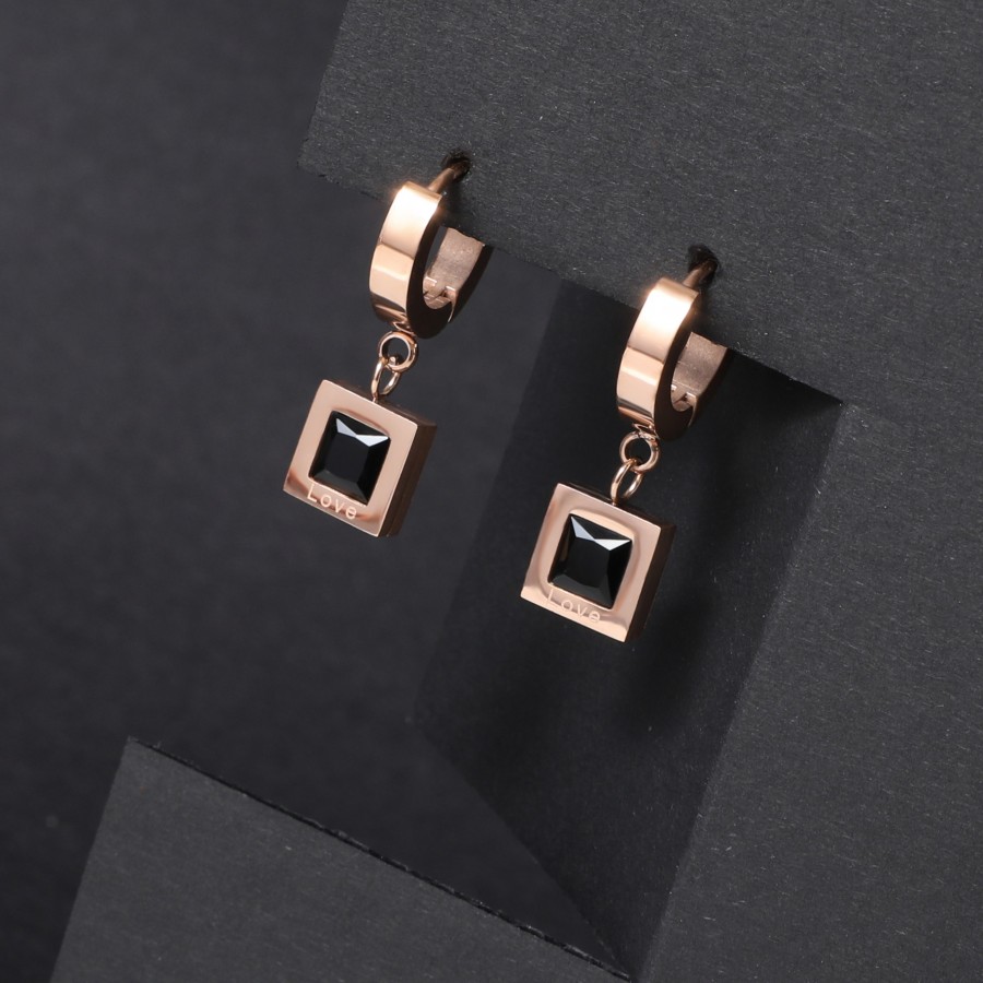 Toptan Kadın Çelik Küpe Fiyatları