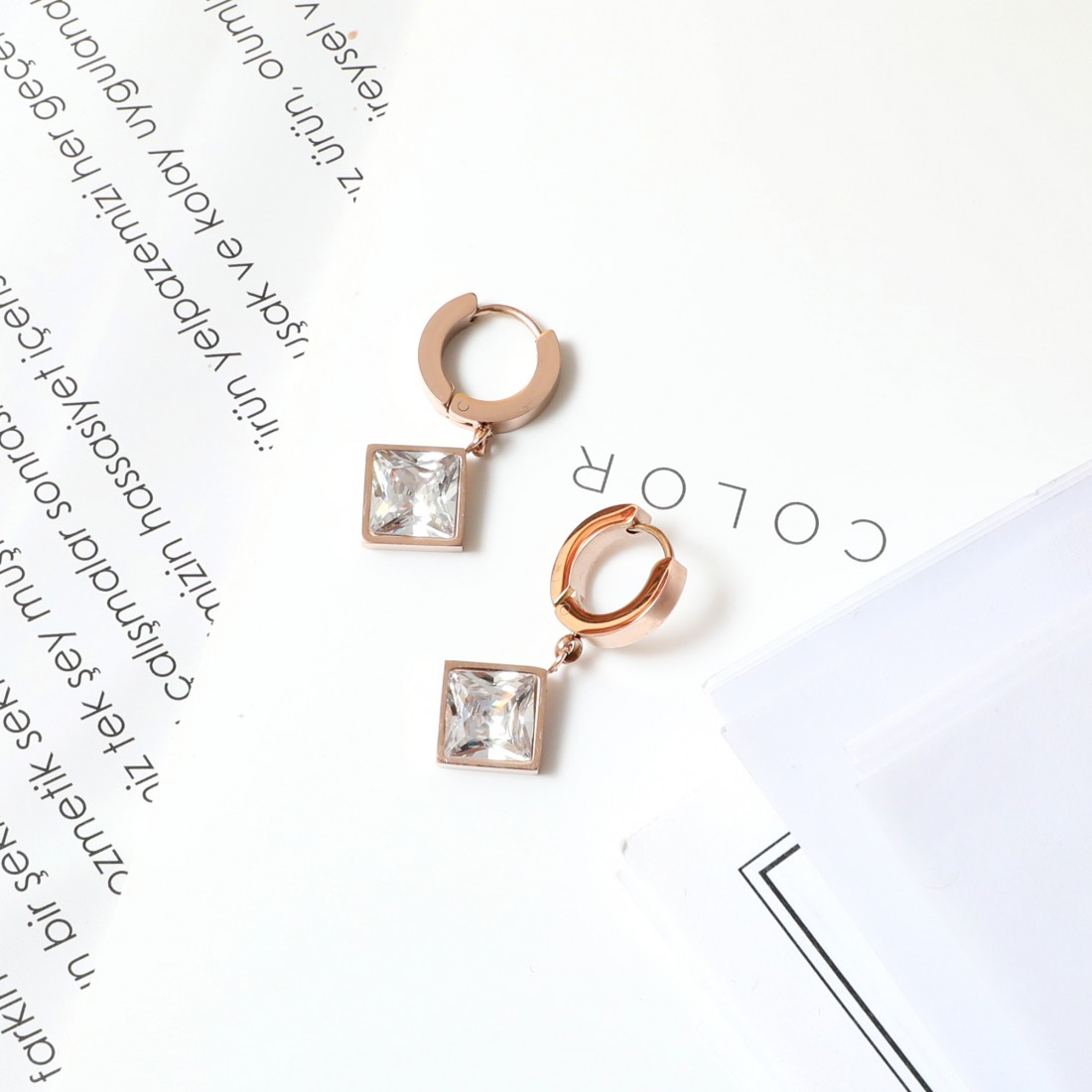 Toptan Kadın Çelik Küpe Fiyatları