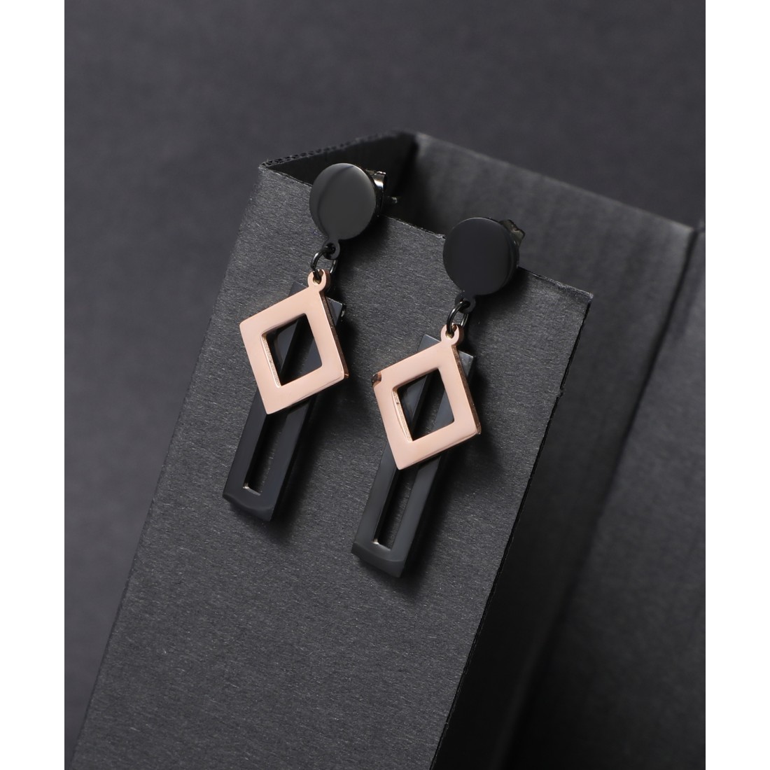 Toptan Kadın Çelik Küpe Fiyatları