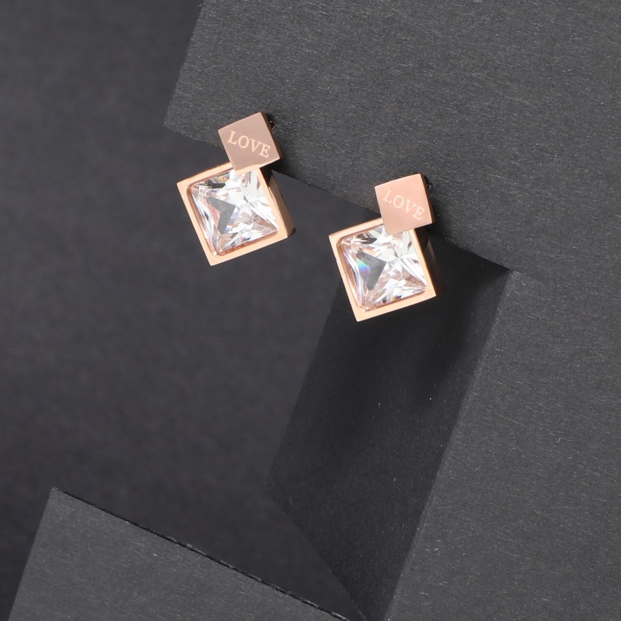 Toptan Kadın Çelik Küpe Fiyatları