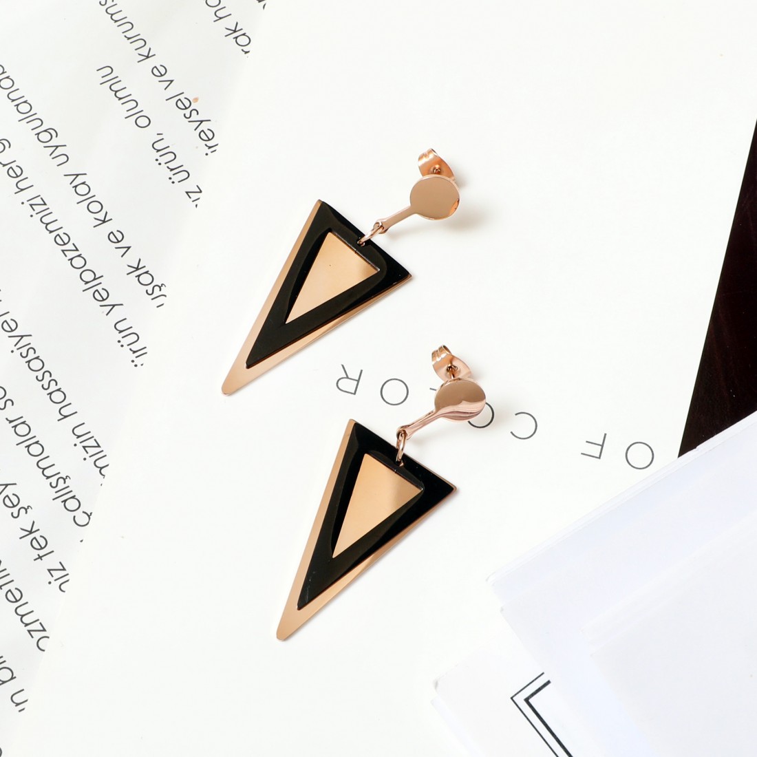 Toptan Kadın Çelik Küpe Fiyatları