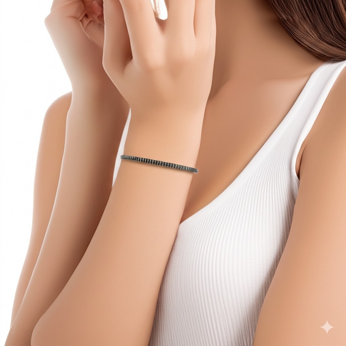 Kadın Su Yolu Bileklik Siyah