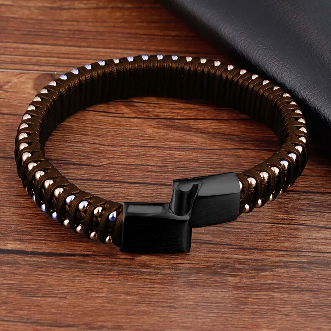 Kahve Rengi Deri Ve Damla Çelik Zincirli Bileklik