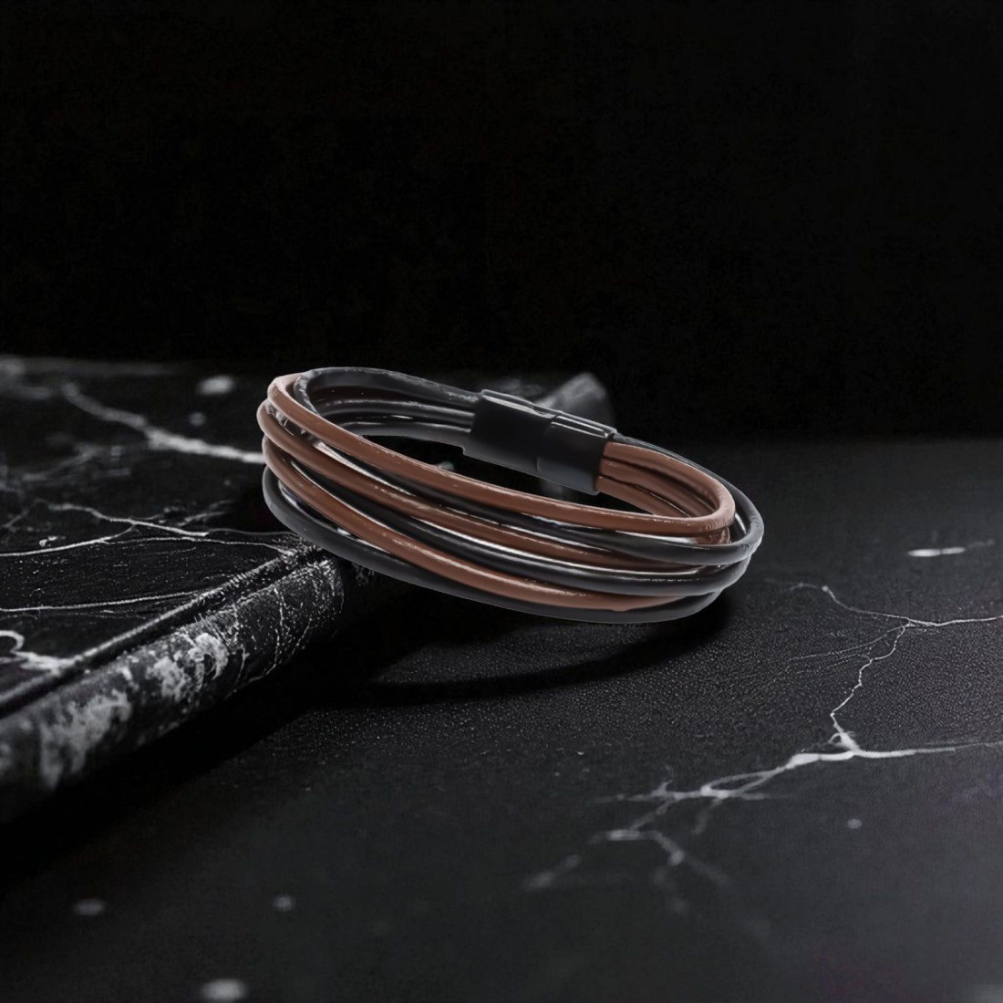 Kahve Siyah Çoklu Deri Ve Titianyum Kilitli Çelik Bileklik