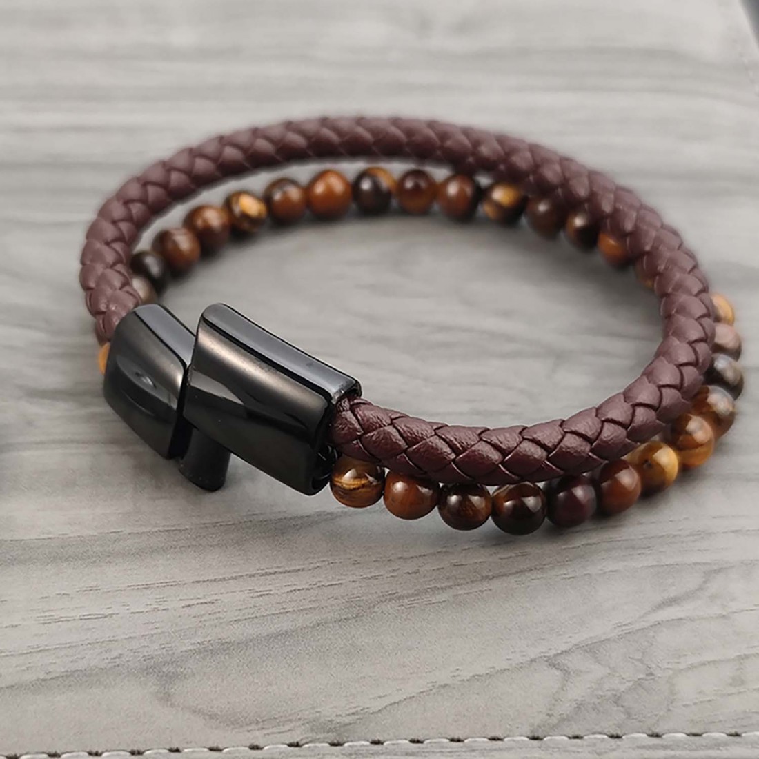 Kaplan Gözü Doğaltaş Deri Erkek Bileklik