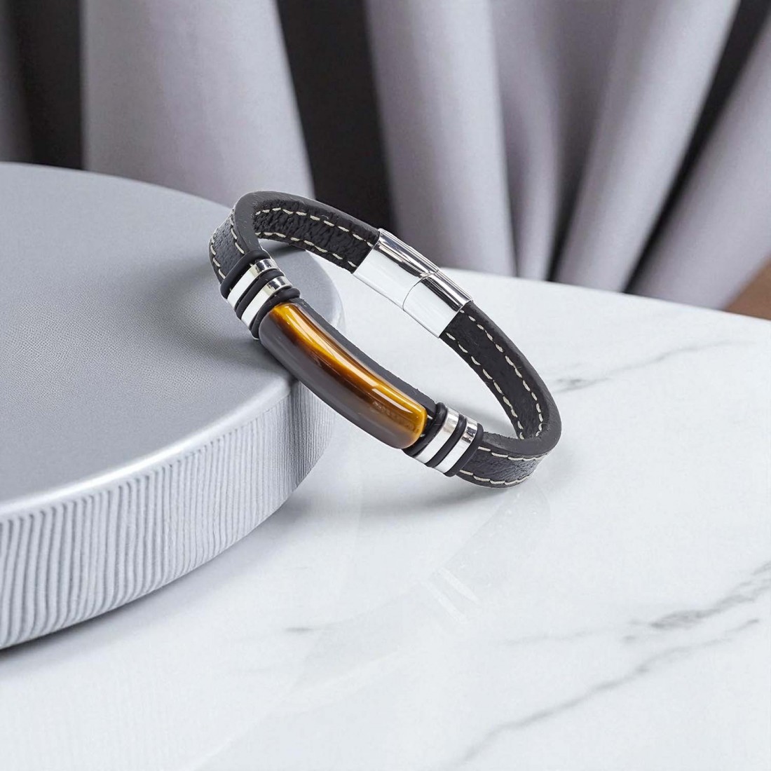 Kaplangözü Taş & Deri Kordonlu Titanyum Çelik Erkek Bileklik