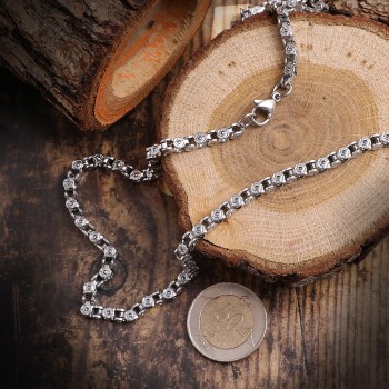 Kare Halka Çelik Kolye Modeli