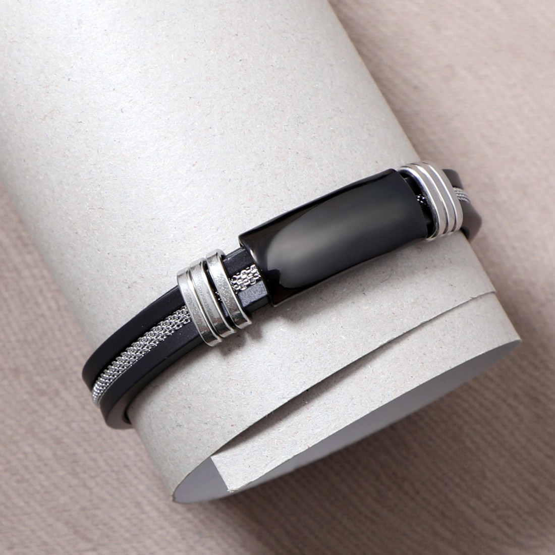 Toptan Kauçuk Ortası Hasır Çelik Bileklik Fiyatları