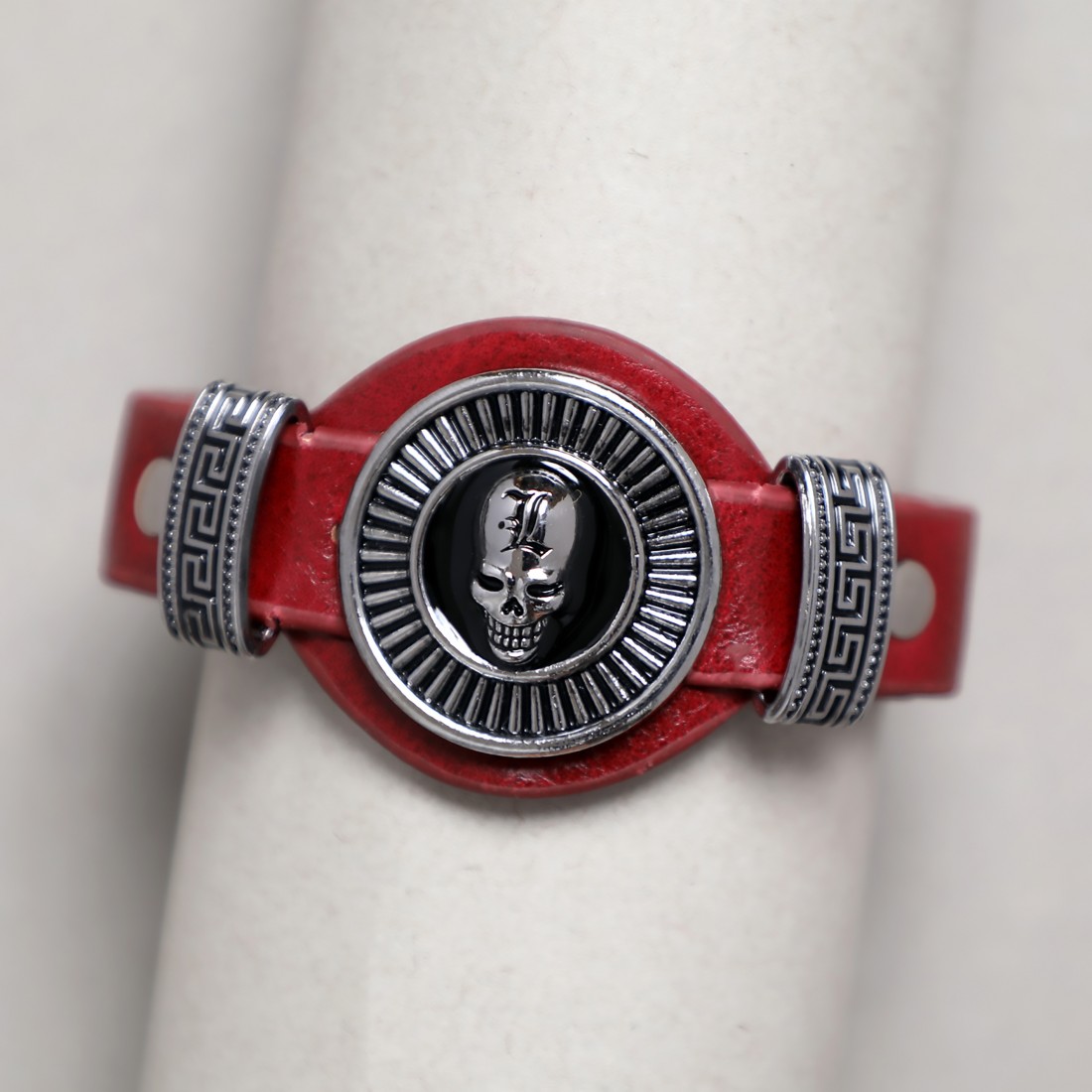 Toptan Kuru Kafa Anime Deri Bileklik Fiyatları