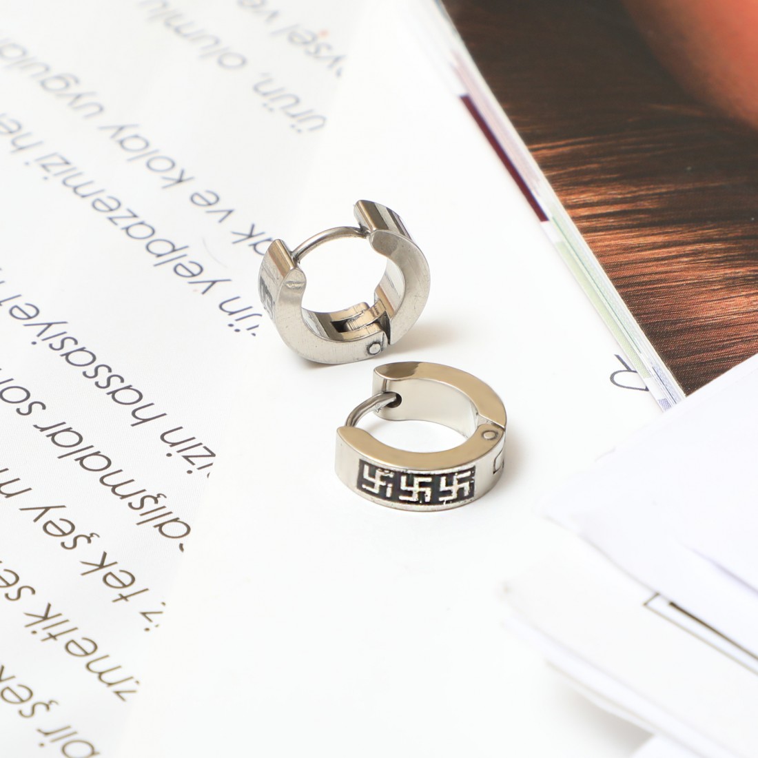 Toptan Kuru Kafa Desenli Halka Çelik Küpe Fiyatları