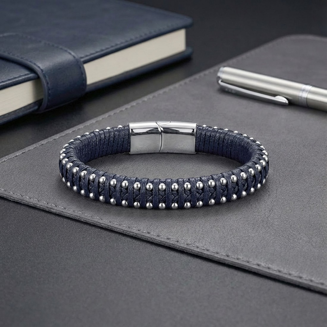 Lacivert Deri Ve Damla Çelik Zincirli Bileklik