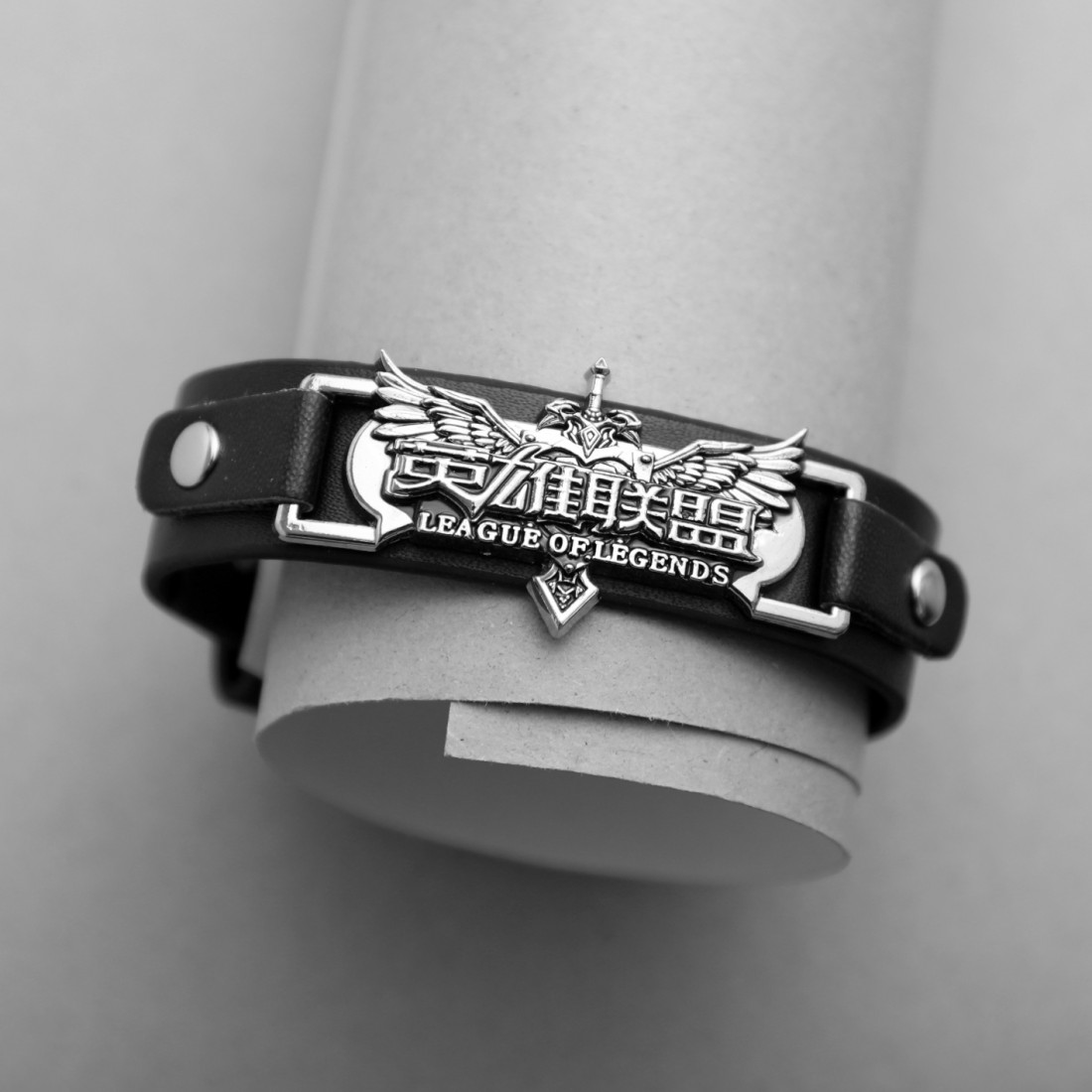 Toptan League Of Legends Anime Deri Bileklik Fiyatları