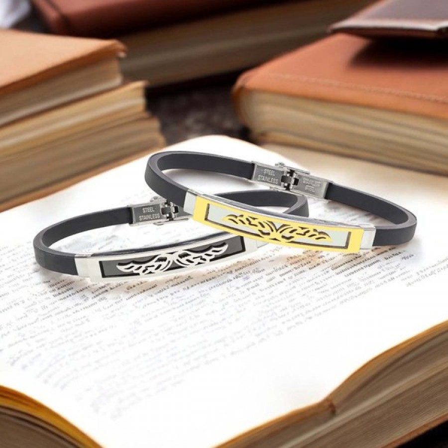 Apparatus Bracelets  12115