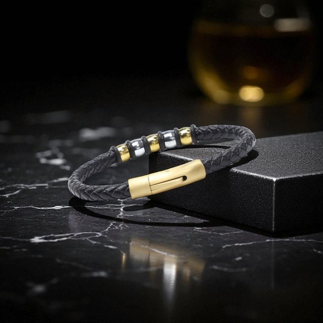 Altın tonlu çelik halkalı siyah örgü deri toptan erkek bileklik