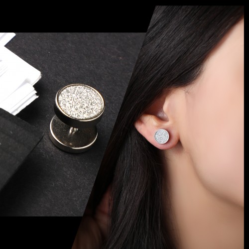 Earring Piercing 7463