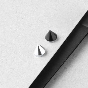 Earring Piercing 7571