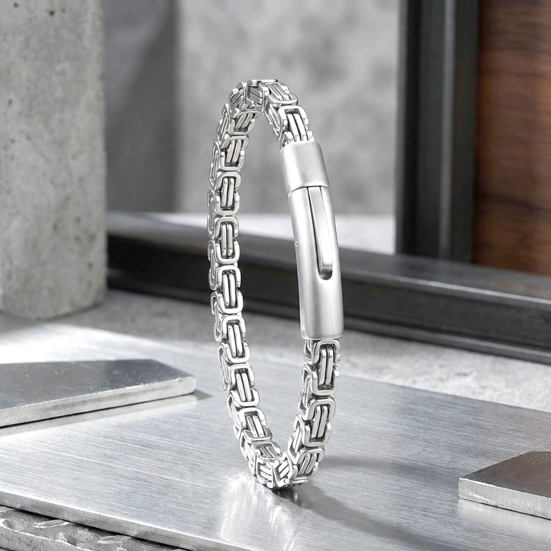 Tekli 4mm Kral Model Çelik Zincir Erkek Bileklik – Çelik Kilitli