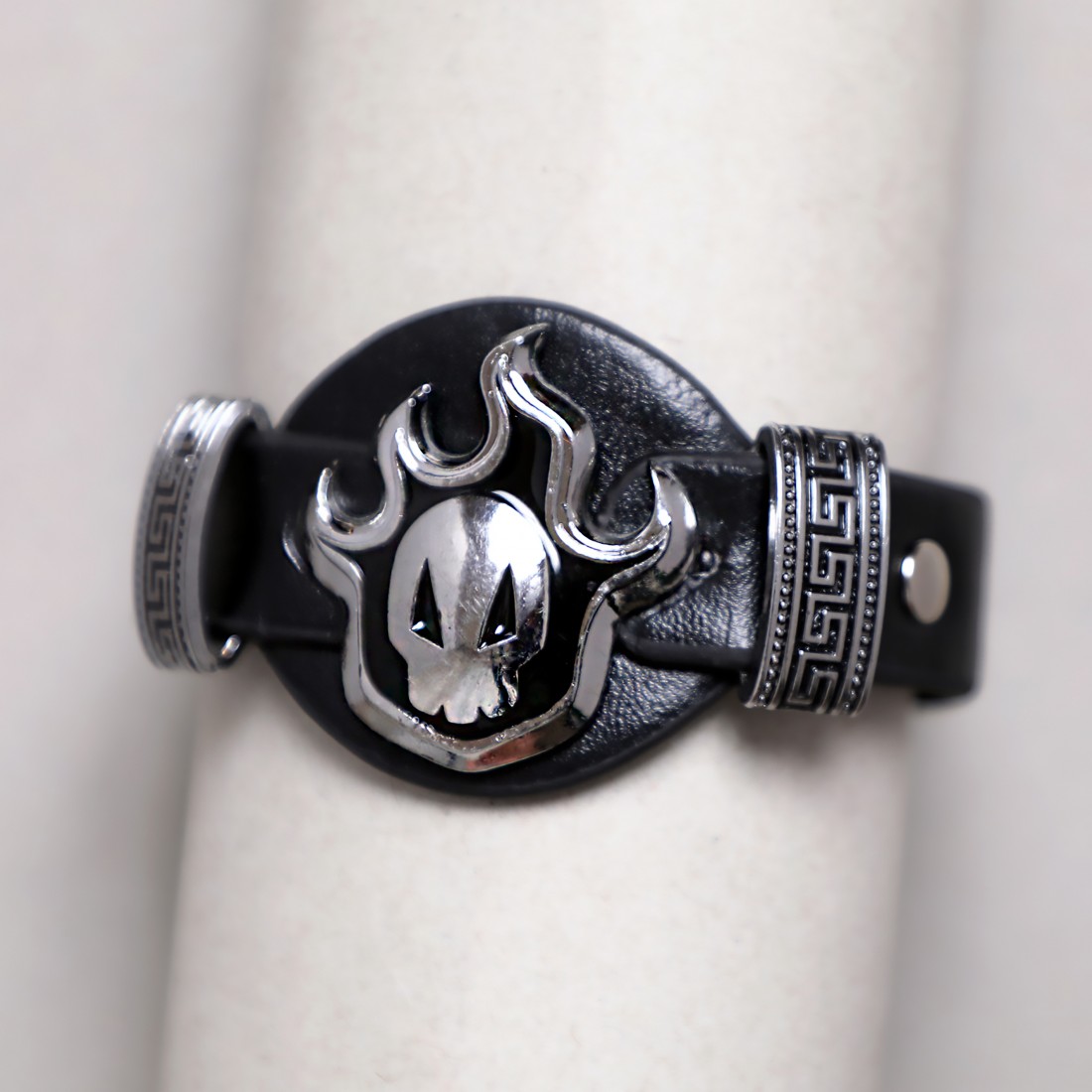 Toptan Titan Naruto Leather Bracelets Anime Deri Bileklik Fiyatları