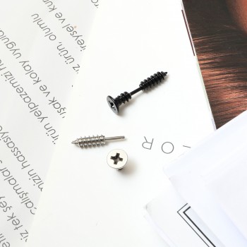 Earring Piercing 7490